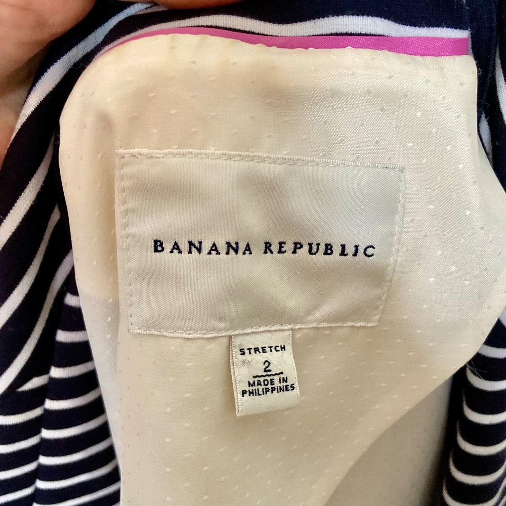 Banana Republic Schoolboy Blazer - Picture 8 of 12